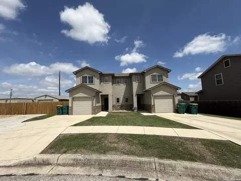 8703 8705 Pensive, Converse, TX 78109