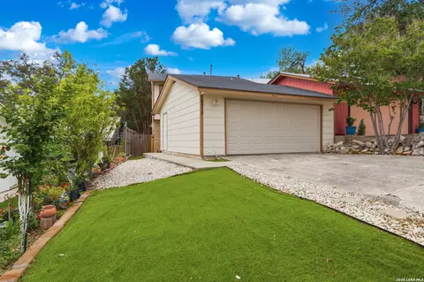 4010 High Ridge Cir, San Antonio, TX 78229