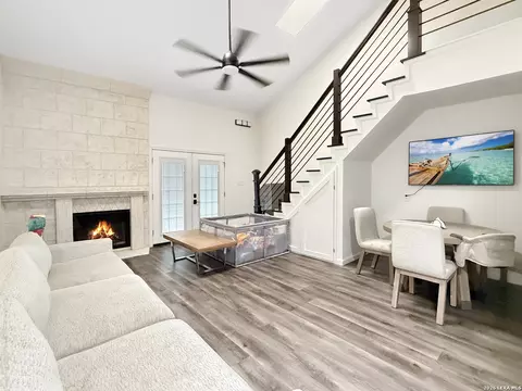 4107 Medical Dr #4205, San Antonio, TX 78229