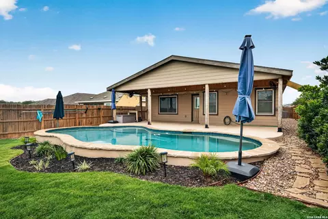 1921 Grey Wagtail, New Braunfels, TX 78130