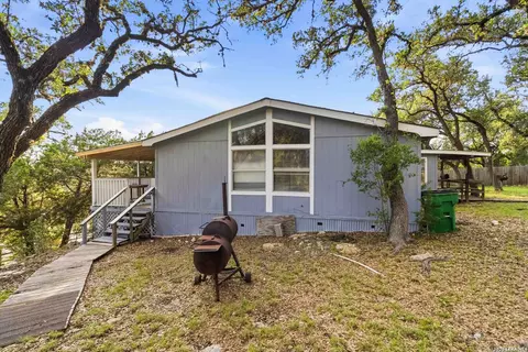 1259 Rotherman, Canyon Lake, TX 78133