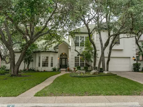 4 Inwood Rdg, San Antonio, TX 78248