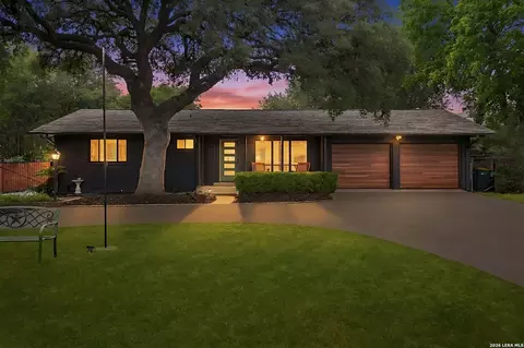 604 Schweppe St, Boerne, TX 78006