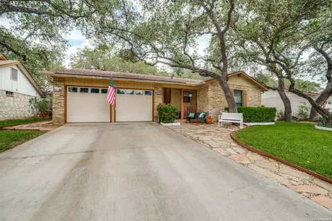 9215 Kings Cross St, San Antonio, TX 78254