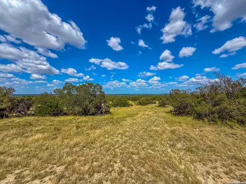20945 Cactus Rd, Eldorado, TX 76936 photo 9