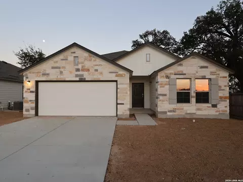 8768 Rucker Pond Trl, San Antonio, TX 78252
