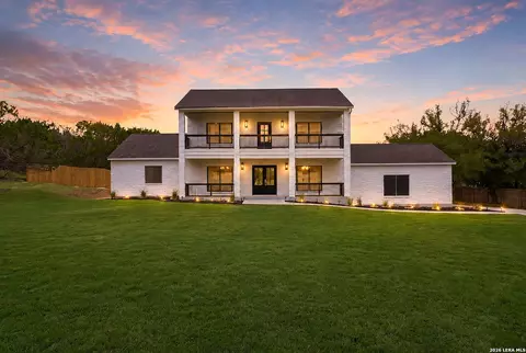 150 Lake View Dr, Boerne, TX 78006