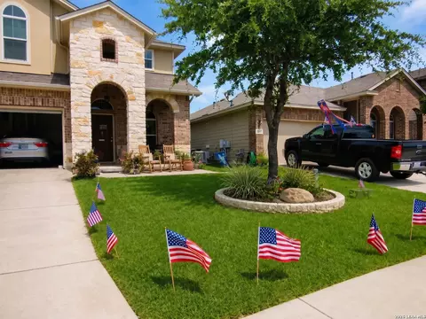8827 Emerald Sky Dr, San Antonio, TX 78254