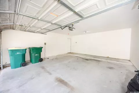 Other - 34 W Foxbriar Forest Cir, Spring, TX 77382 photo 6 of 7
