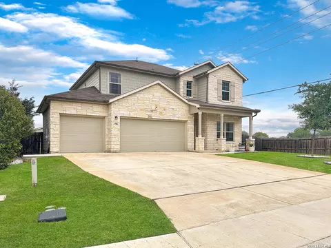 1906 Reserve, New Braunfels, TX 78130