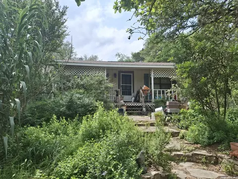 501 Eastview, Canyon Lake, TX 78133