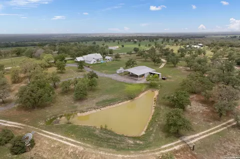View/Area - 1899 Sunflower, Luling, TX 78648 photo 1 of 1