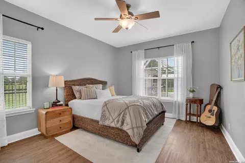 Bedroom - 1899 Sunflower, Luling, TX 78648 photo 2 of 5