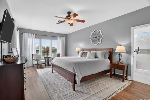 Bedroom - 1899 Sunflower, Luling, TX 78648 photo 1 of 5