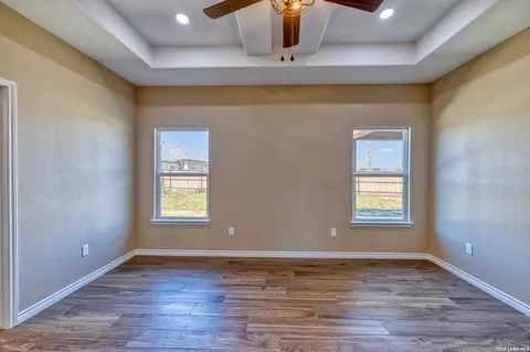 Other - 2 Hope Pl, Uvalde, TX 78801 photo 4 of 11