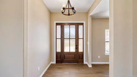 Entry Way - 2 Hope Pl, Uvalde, TX 78801 photo 1 of 1