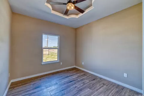 Other - 2 Hope Pl, Uvalde, TX 78801 photo 9 of 11