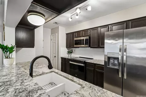 11839 Parliament #921, San Antonio, TX 78216
