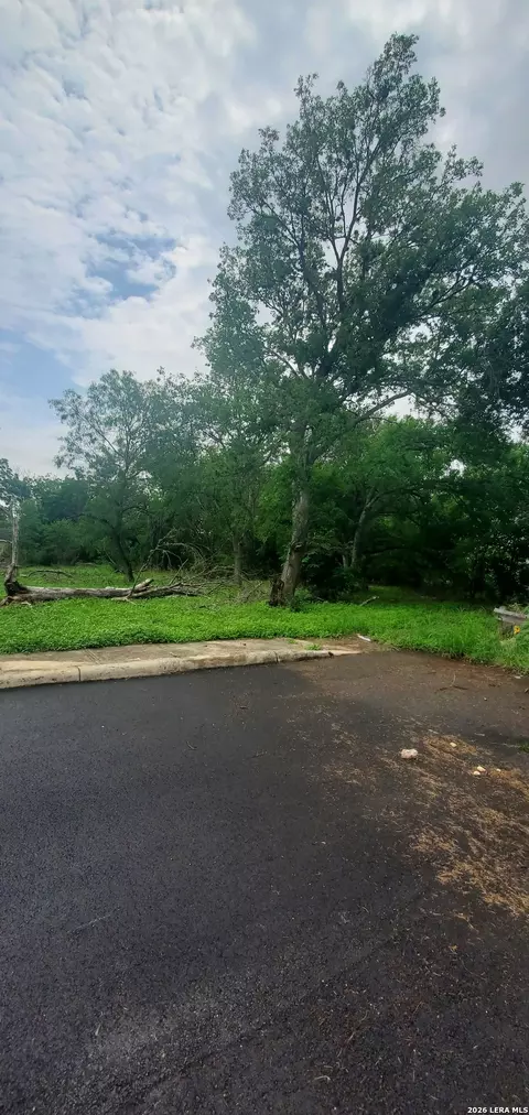 354 Bundy, San Antonio, TX 78220