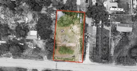 350 Palo Alto Dr, Von Ormy, TX 78069