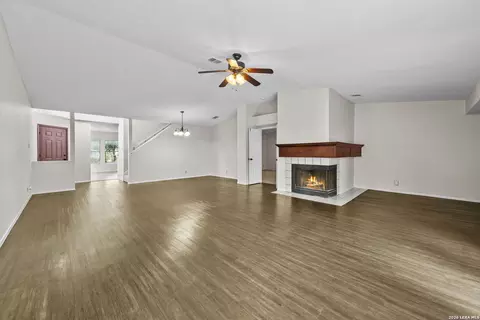 10338 Country Vis, San Antonio, TX 78240