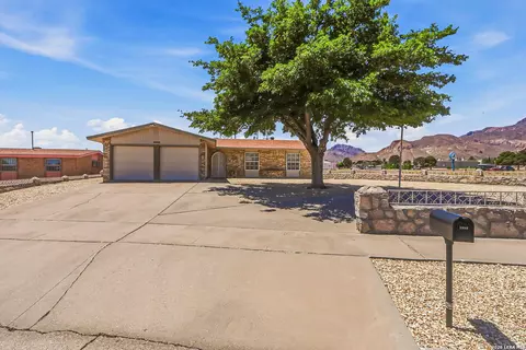 4800 Trojan Dr, El Paso, TX 79924