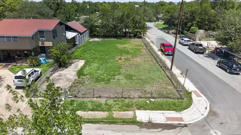 3803 W Houston St, San Antonio, TX 78207