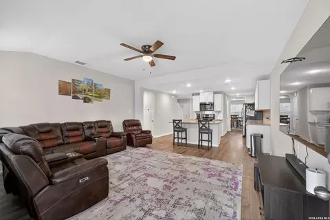187 Empress Brilliant, San Antonio, TX 78253