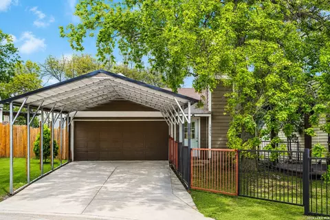 10055 Amber Fld, San Antonio, TX 78245