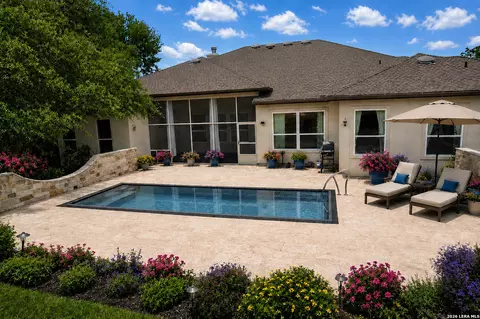 219 Winding Vw, New Braunfels, TX 78132