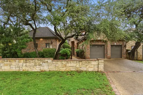 82 Westcourt Ln, San Antonio, TX 78257