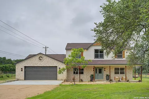 200 E Meadow Ln, Wimberley, TX 78676
