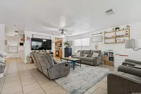 Living - 8902 Cloudstone Pl, Converse, TX 78109 photo 2 of 2