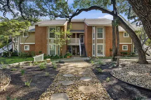 13130 Blanco #1504, San Antonio, TX 78216