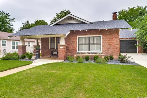119 Evergreen St, Boerne, TX 78006