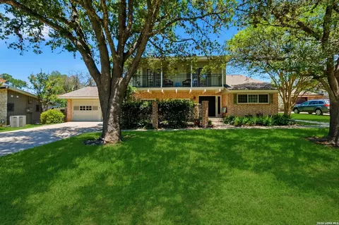 407 Fantasia St, San Antonio, TX 78216