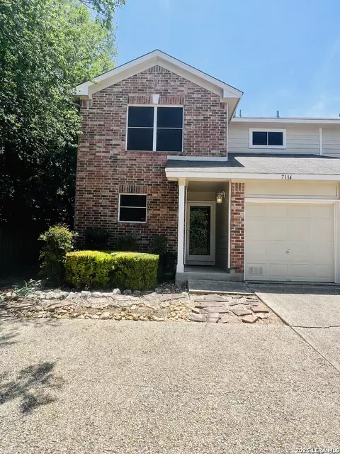 7114 Snowden Crst, San Antonio, TX 78240