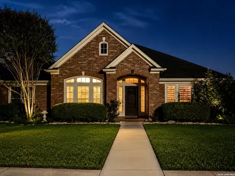 2363 Oak Pebble, New Braunfels, TX 78132