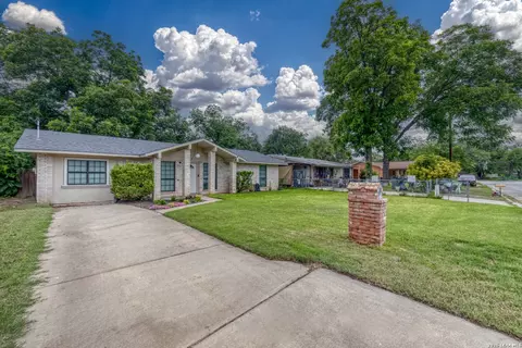 Other - 208 Pulliam St, Uvalde, TX 78801 photo 1 of 5