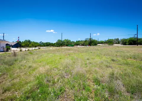 113 Peter Kleid Loop, Blanco, TX 78606 photo 8