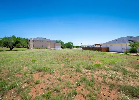 113 Peter Kleid Loop, Blanco, TX 78606 photo 7