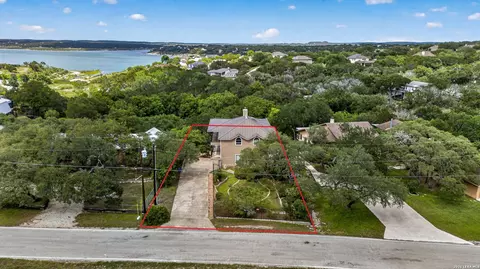 1130 Canyon Spgs, Canyon Lake, TX 78133