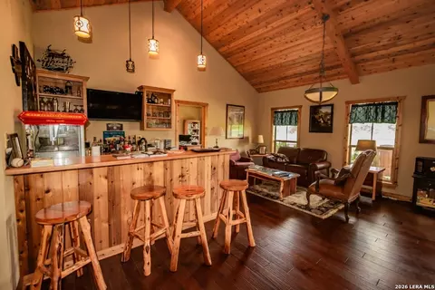 Living - 2657 W Sabinal Rd, Utopia, TX 78884 photo 2 of 3