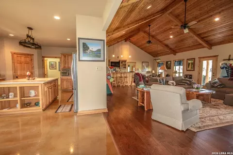 Entry Way - 2657 W Sabinal Rd, Utopia, TX 78884 photo 1 of 1