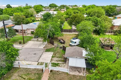 8101 8103 Janda Susan Rd, San Antonio, TX 78209