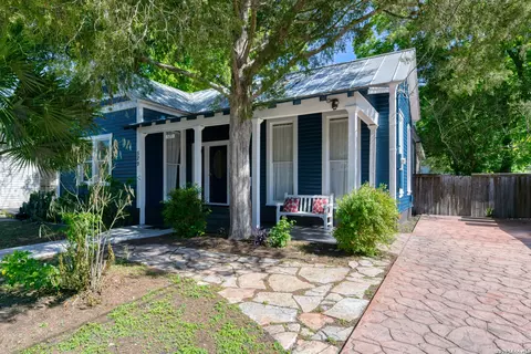 529 Mason St, San Antonio, TX 78208