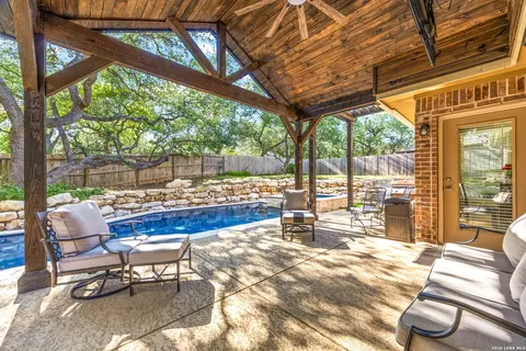 28807 Sopris Ln, San Antonio, TX 78260