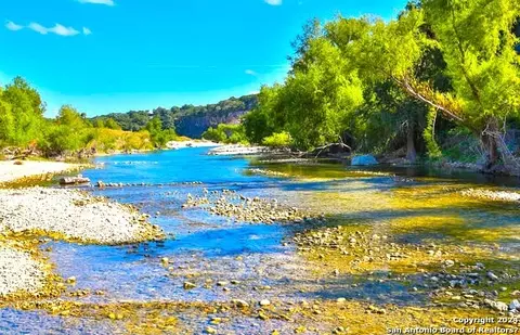 000 Vaquero, Pipe Creek, TX 78063
