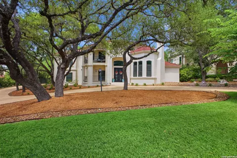 9 Vineyard Dr, San Antonio, TX 78257