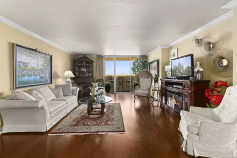 7039 San Pedro Ave #708, San Antonio, TX 78216